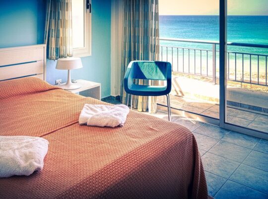 Luxury pluse Beachfront House for Sale, 4 Bed Ocean View Private Pool and Parking